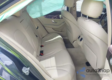 2015 Mercedes-Benz C 300 4Matic/Luxury 4Matic/Sport 4Matic из США, поврежденный, VIN 55SWF4KB0FU023429